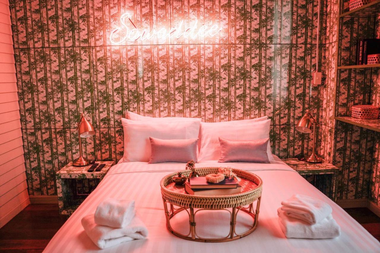 Azure Hostel Bangkok Extérieur photo