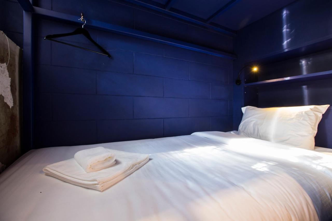Azure Hostel Bangkok Extérieur photo